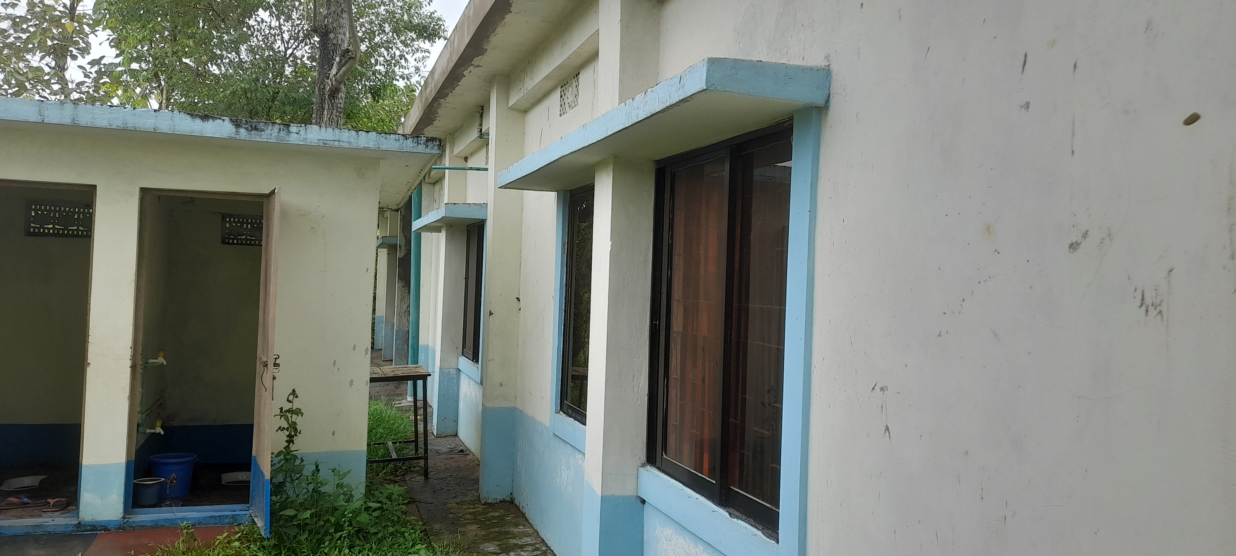 ভবন